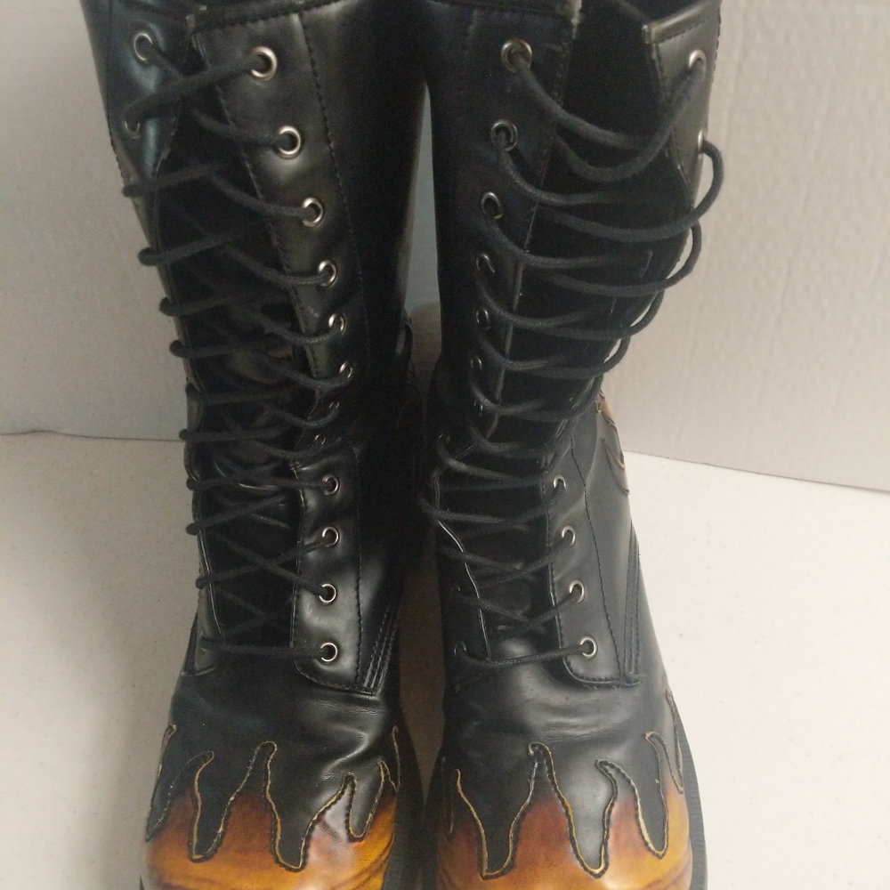 Boots Women's Size 10.5 US Lace Up Flame Sunburst Halloween - Picture 16 of 17